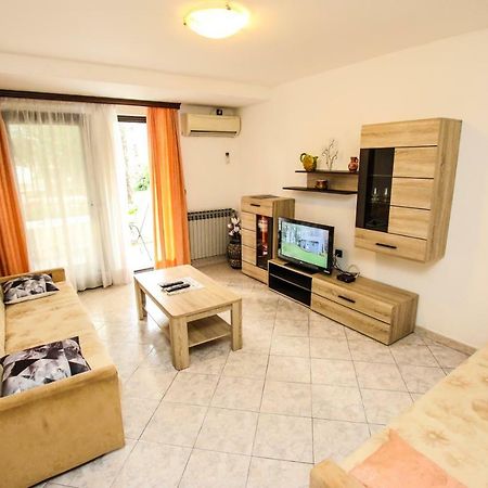 Carolina 4 Seasons Appartement Poreč Buitenkant foto