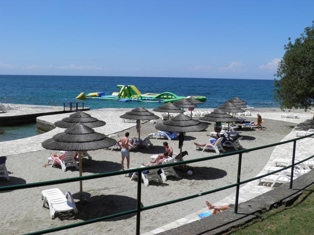 Carolina 4 Seasons Appartement Poreč Buitenkant foto