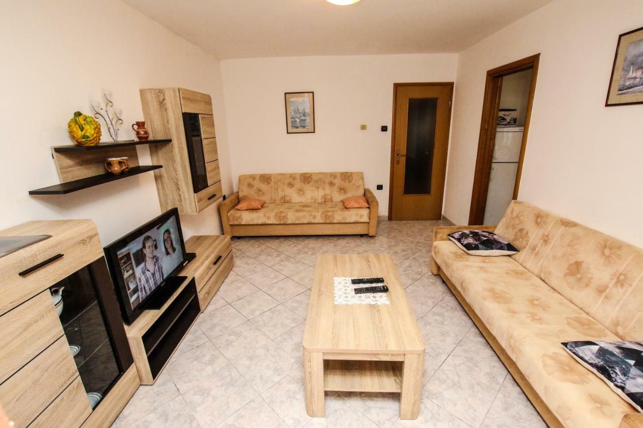 Carolina 4 Seasons Appartement Poreč Buitenkant foto
