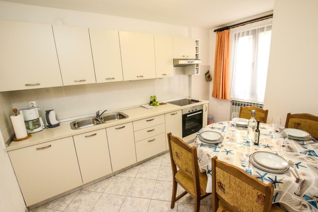 Carolina 4 Seasons Appartement Poreč Buitenkant foto