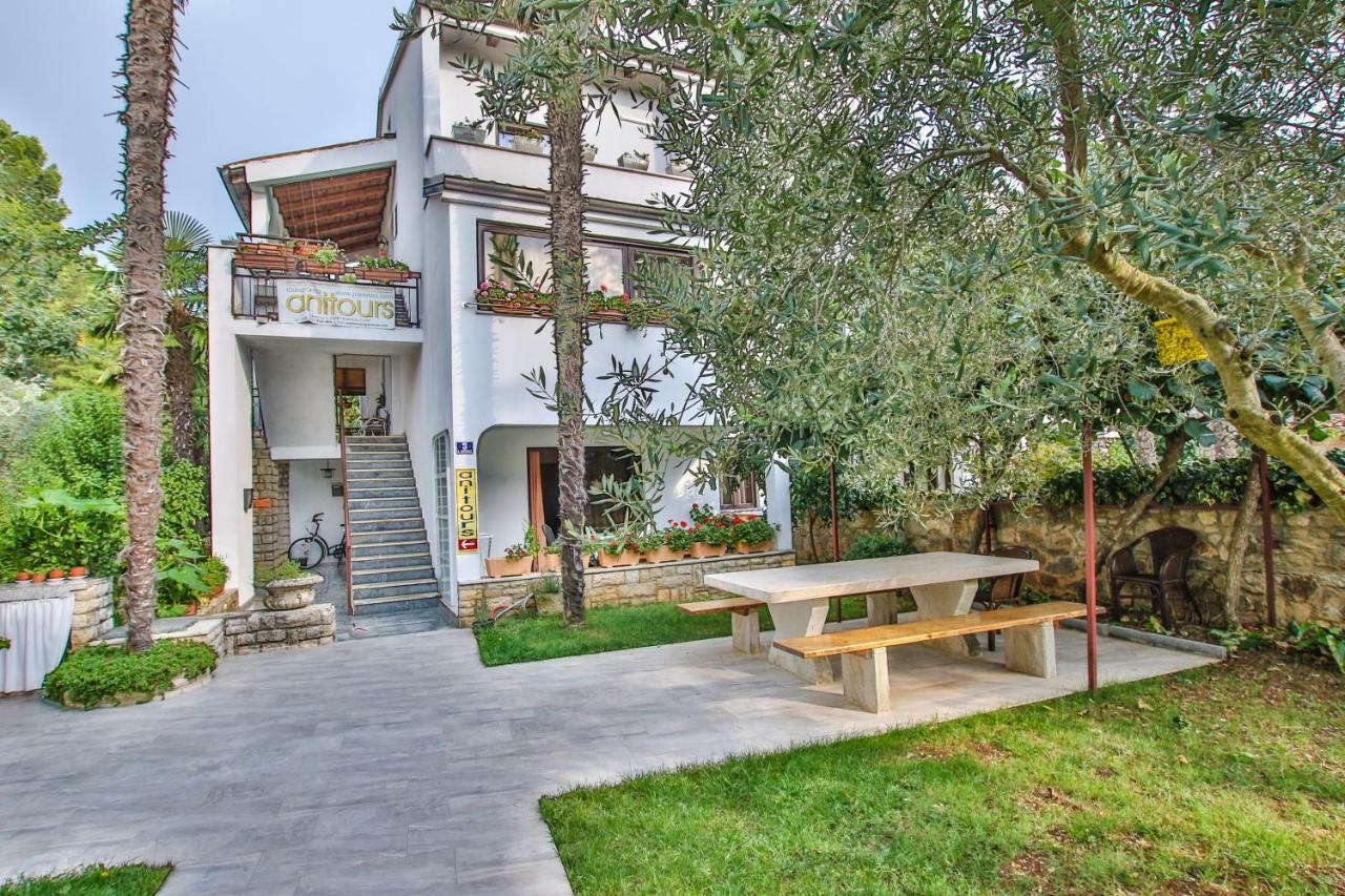 Carolina 4 Seasons Appartement Poreč Buitenkant foto