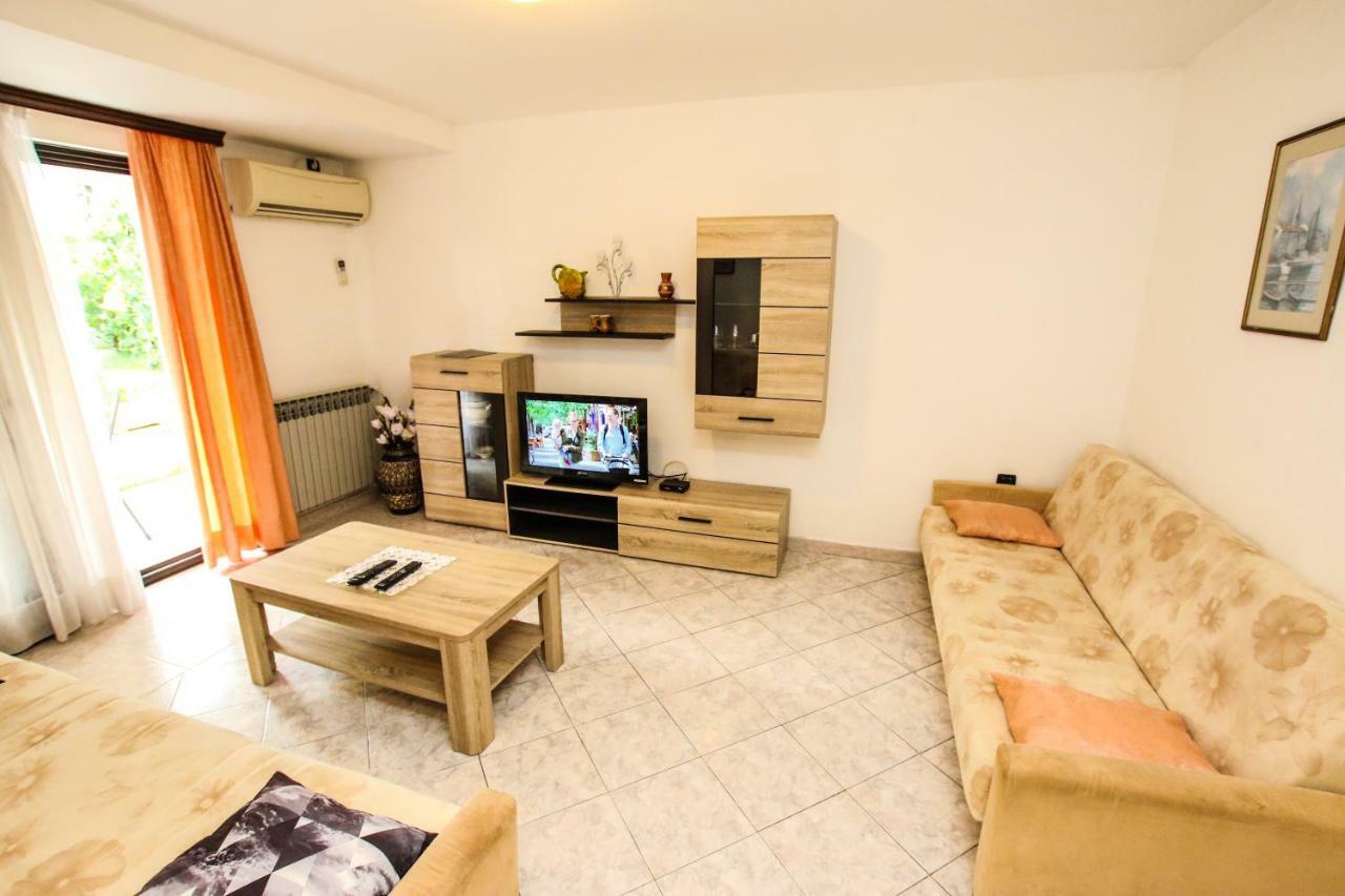 Carolina 4 Seasons Appartement Poreč Buitenkant foto